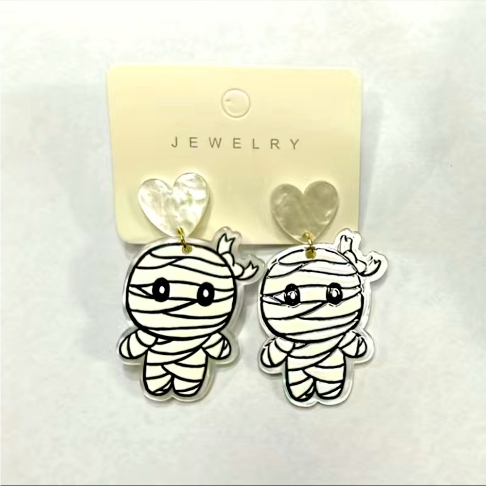 NWT Mummy Earrings